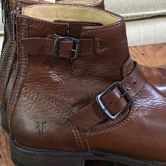 SOLD!! Frye Boots Italian Leather $328 - Picture 3 of 8